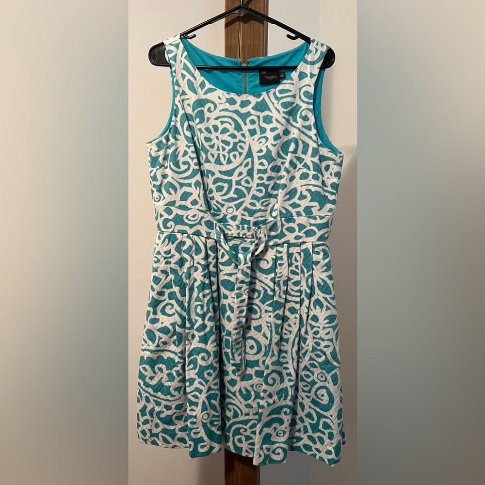 Just…..Taylor dress‎